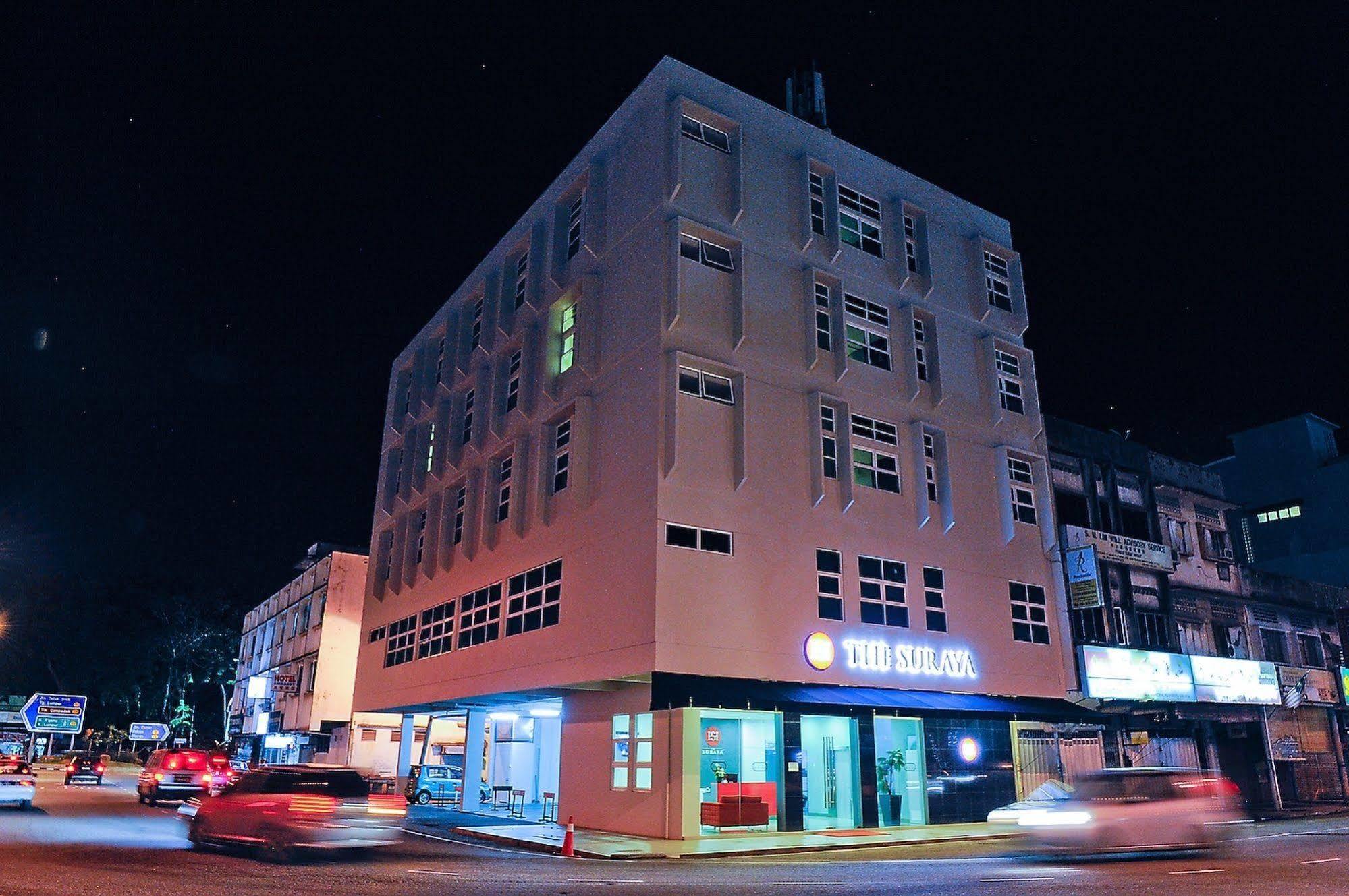 Oyo 232 The Suraya Hotel Kuantan Bagian luar foto