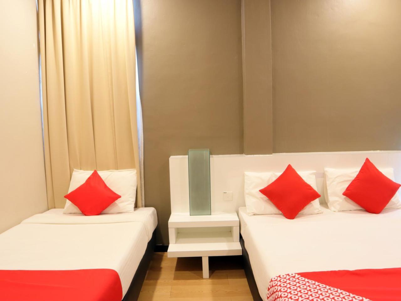 Oyo 232 The Suraya Hotel Kuantan Bagian luar foto