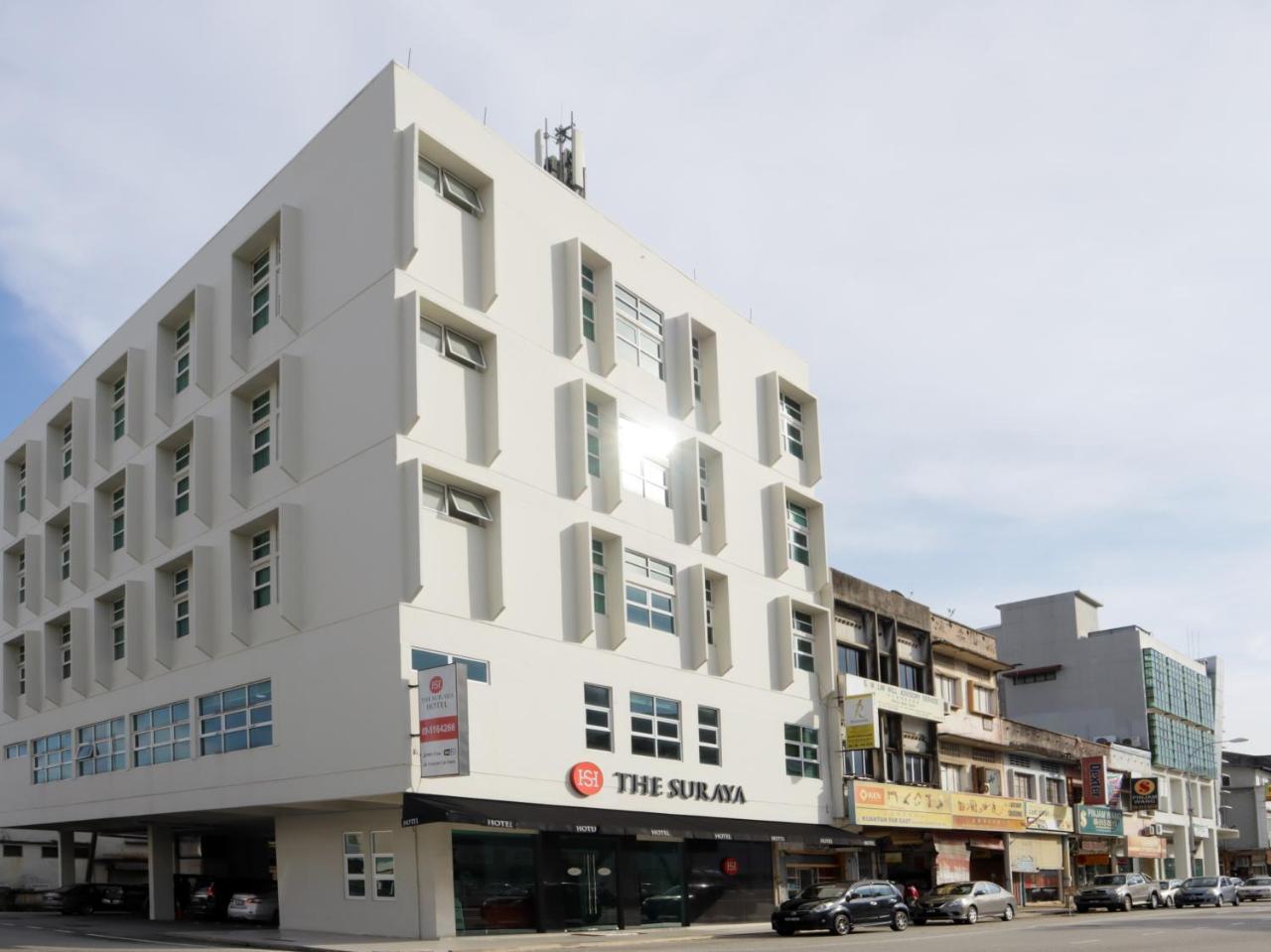 Oyo 232 The Suraya Hotel Kuantan Bagian luar foto