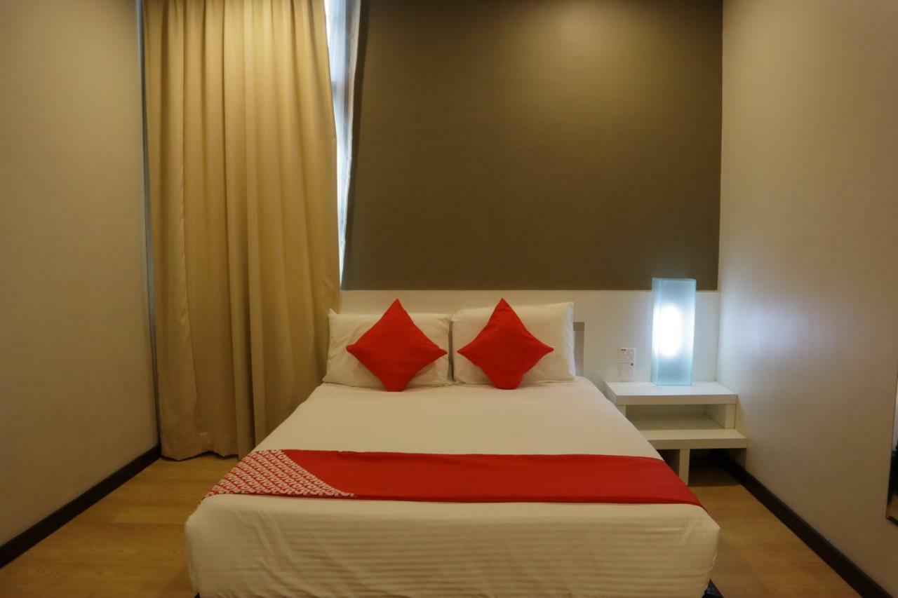 Oyo 232 The Suraya Hotel Kuantan Bagian luar foto